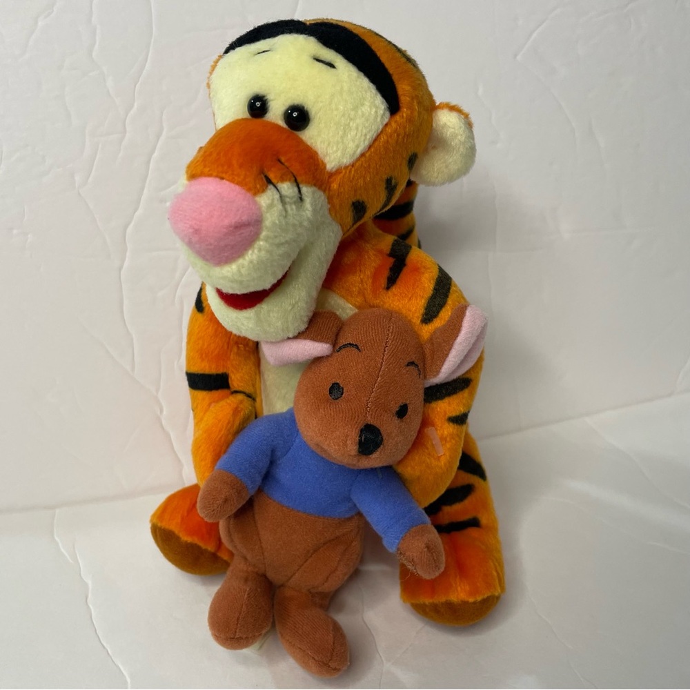 Mattel 1997 Disney Tigger and Roo Hugging Friends Vintage Y2K Plush 7”